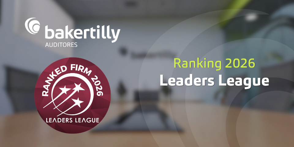 Blue Yellow Modern Corporate Presentation 960 x 481